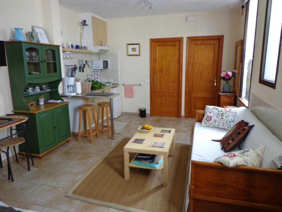 סאוסאל Casa Flora Garden Studio מראה חיצוני תמונה